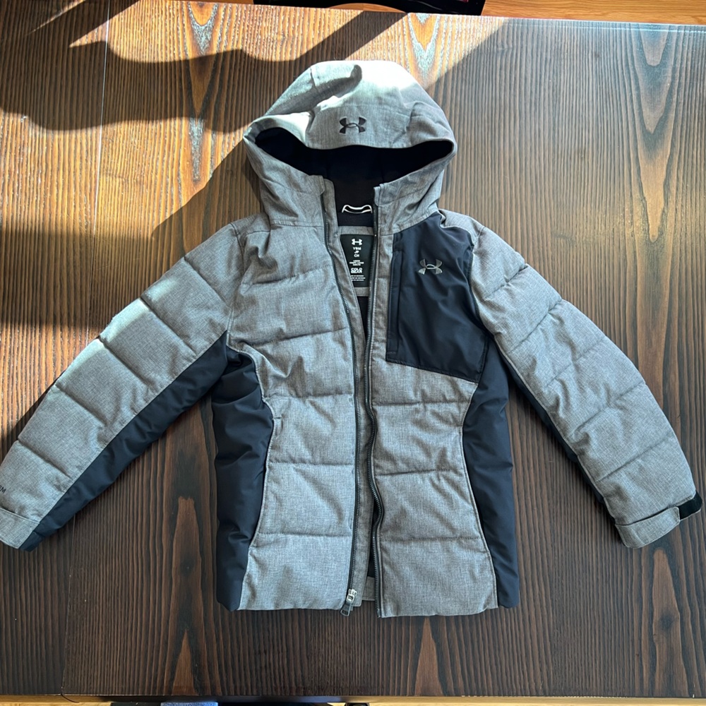Under Armour Kids Gray and Black Puffer Jacket